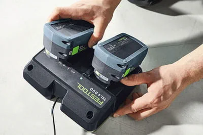 With four battery packs and the TCL 6 DUO rapid charger, work can be done in most cordless applications without interruptions.