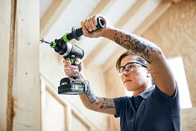 QUADRIVE TPC and TDC 18/4 cordless drills with the intelligent KickbackStop function.