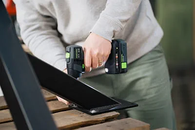 Screwing with the Festool cordless screwdriver