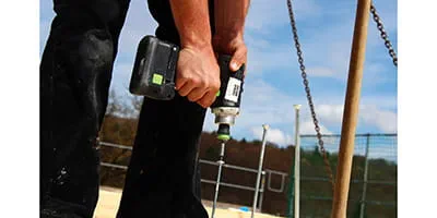 The cordless drill DRC 18/4 from Festool in action.