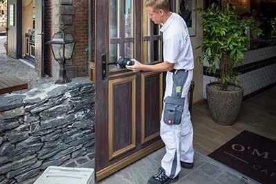 Working with the Festool eccentric sander