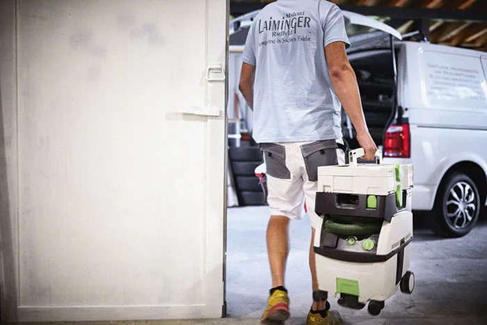 Working with the Festool dust extractor
