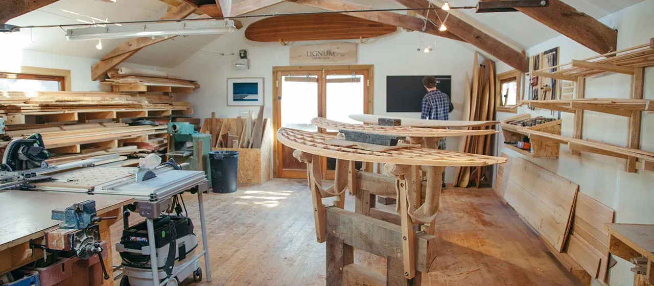 The workshop of Lignum surfboards